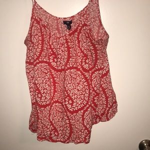 Flowy bright tank
